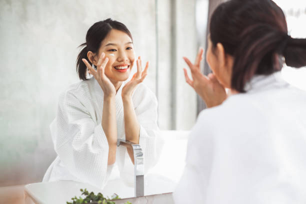 770+ Korean Woman Washing Face Stock Photos, Pictures & Royalty-Free Images  - iStock