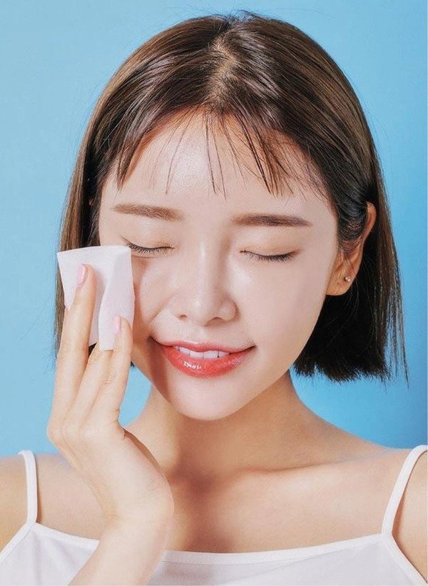 4 bước skincare giúp Khổng Tú Quỳnh sở hữu làn da căng móng, láng mịn, tự tin khoe nhan sắc lão hóa ngược ở tuổi U40