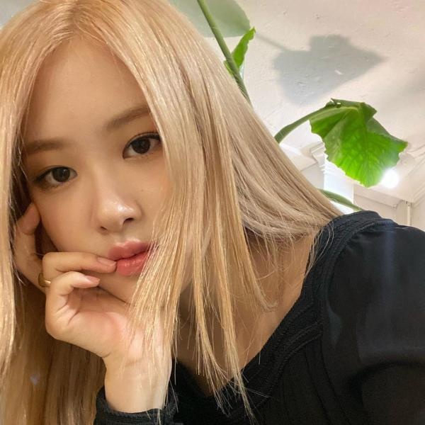 Rose (BLACKPINK) tiết lộ 6 bí quyết để sở hữu làn da trắng sứ không tỳ vết