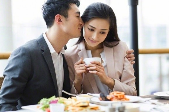 Đàn ông có 3 thói quen này trước hôn nhân, giàu mấy cũng không nên cưới