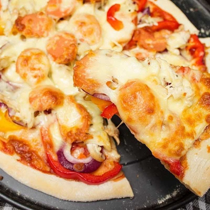 Nhanh tay thử ngay cách làm bánh pizza tại nhà thơm ngon, chuẩn vị như nhà hàng