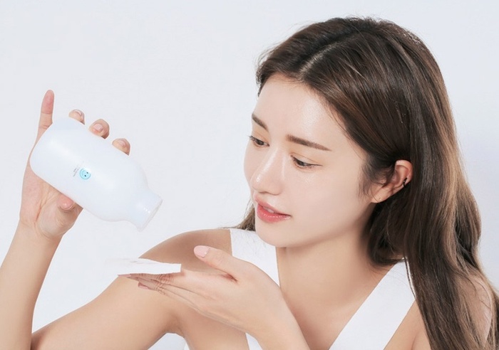 5 cách tận dụng nước hoa hồng trong chu trình dưỡng da