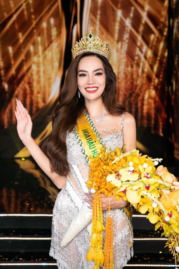 Dàn Hoa hậu Việt hóa ra đều 'đeo niềng sắt' để có được vẻ đẹp hoàn mỹ