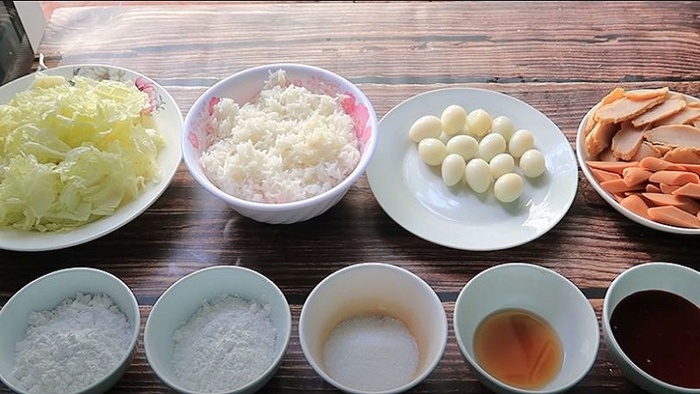 Cơm nguội đừng vội bỏ đi, đem làm bánh gạo tokbokki Hàn Quốc mềm dẻo ngon khó cưỡng