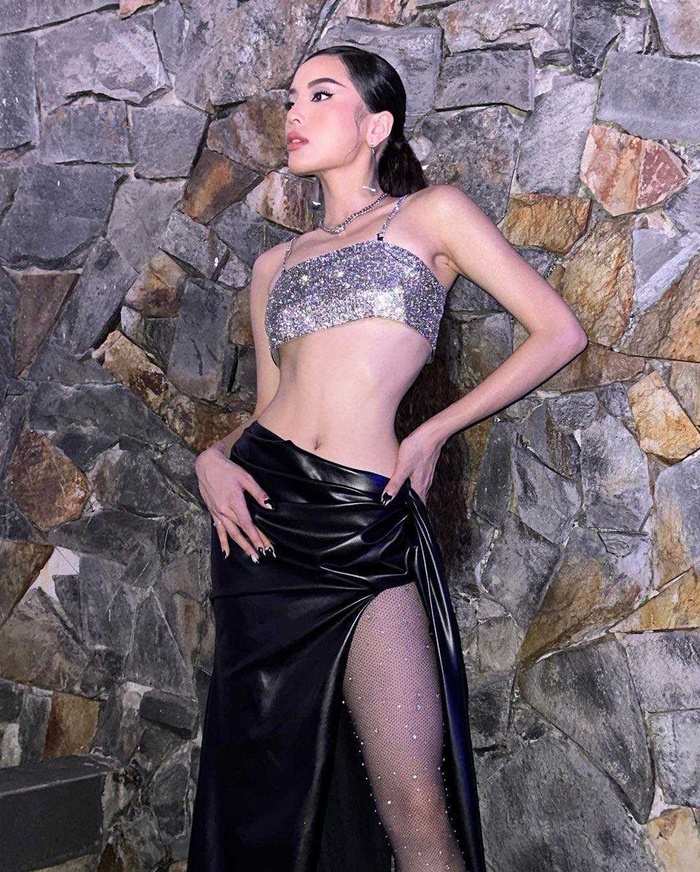 Hoa hậu Kỳ Duyên đăng ảnh 'body check' sau một tháng tự luyện tập, netizen ùa vào khen: 'Đố ai mlem hơn chị'