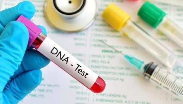 Cay đắng phát hiện vợ ngoại tình, người chồng đưa 3 con đi xét nghiệm ADN