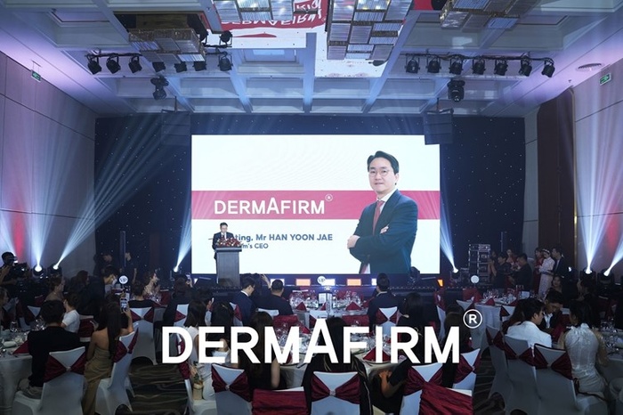 Lee Dong Wook có mặt tại sự kiện ra mắt thương hiệu Dermafirm tại Việt Nam